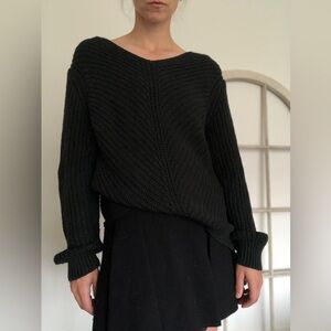 Line Dark Green Sweater